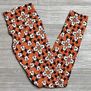 Lularoe Disney Vintage Mickey Mouse Winking Tall & Curvy Red Leggings Brand New